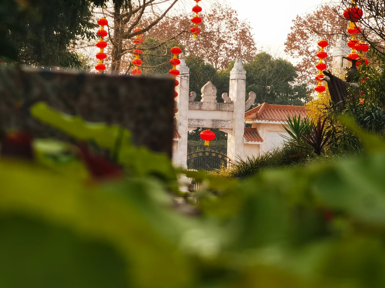 【科普】清明节为什么要推行文明祭祀？大朗陵园带头引领成都祭扫新风尚