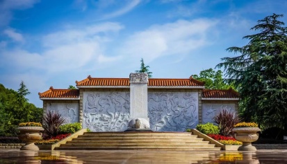 现代公墓，书写的是一段关于生命与永恒的故事